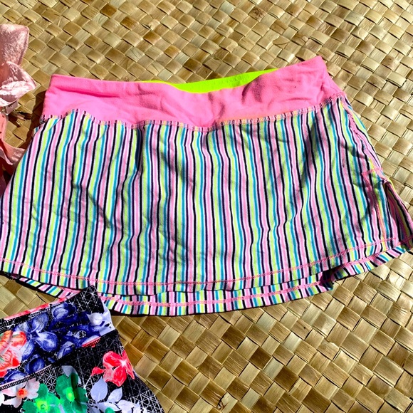 Girls tennis skirt/skorts- lot of three - Picture 3 of 8